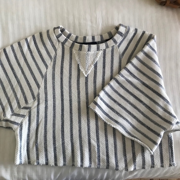 Dolan Left Coast Collection Anthropologie Cropped Sweatshirt Size XS - Picture 4 of 6